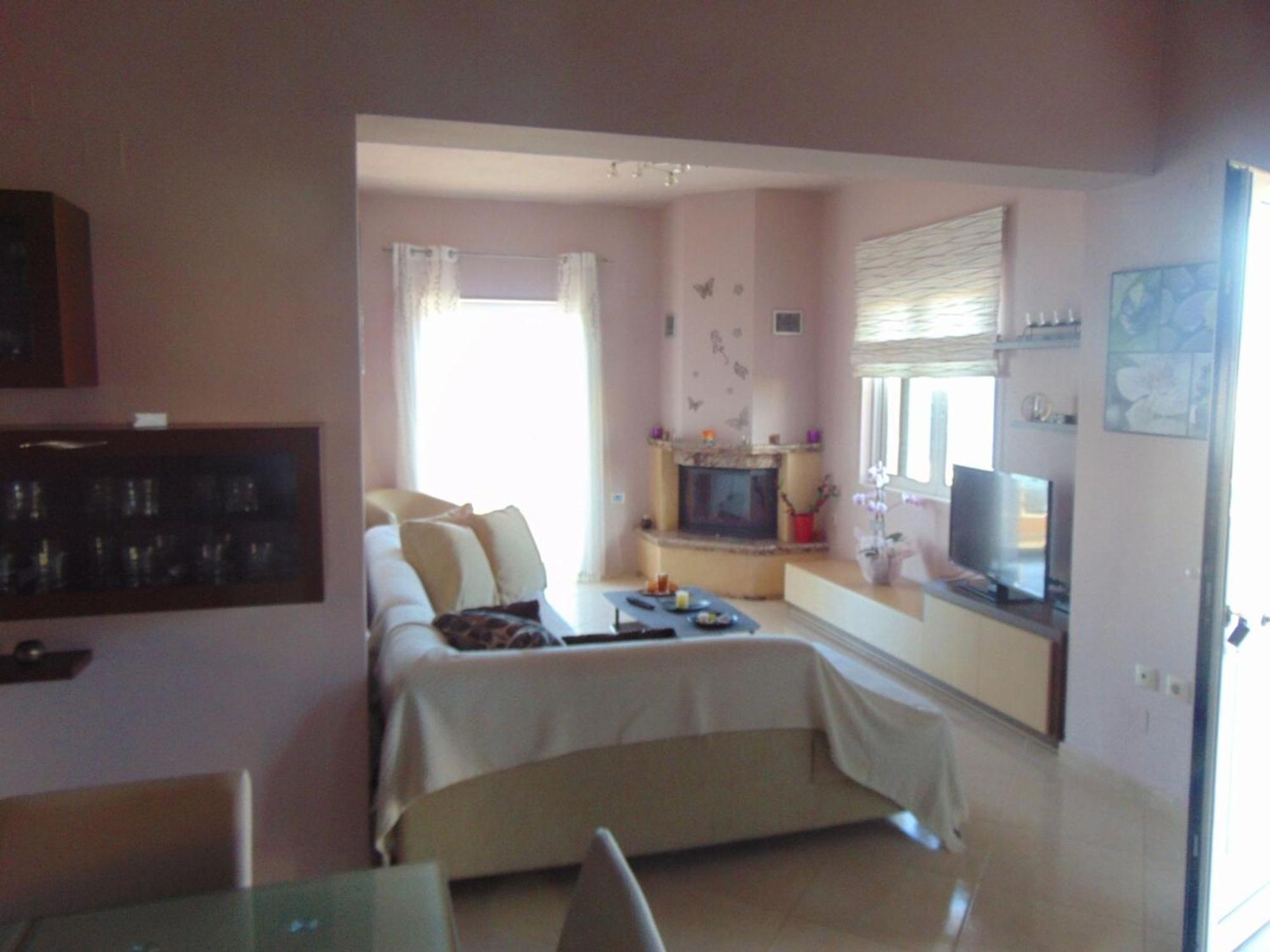 Comfy Beachfront Litinas Casa With Seaview Ханя Екстериор снимка